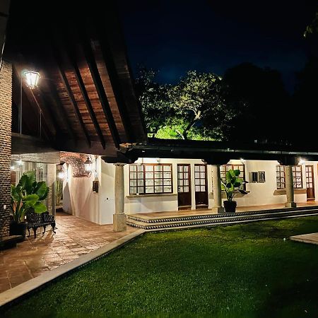 Villa Tatala Hotel Boutique Tepoztlán Exterior photo